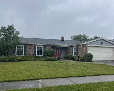 613 Newport Ave, Westmont, IL 60559