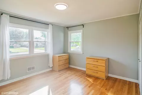 1216 Earl Ave, Des Plaines, IL 60018 photo 7