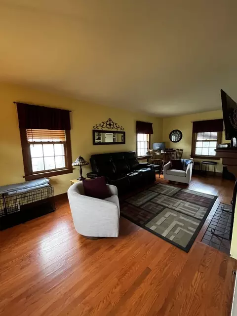 1824 8th St, Peru, IL 61354 photo 9
