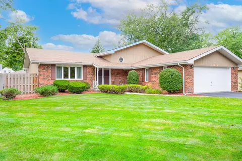 17936 Dekker St, Lansing, IL 60438