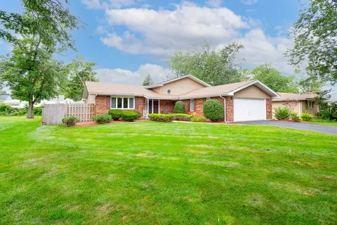 17936 Dekker St, Lansing, IL 60438 photo 2