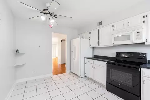 406 E Kensington Rd #E, Mount Prospect, IL 60056 photo 6
