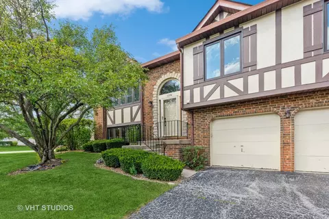 17594 Drummond Dr, Tinley Park, IL 60487