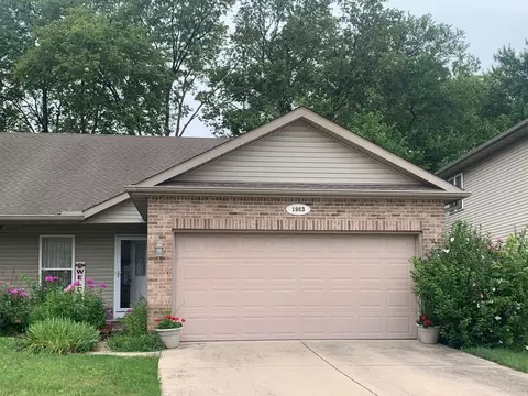 1963 Alinda Ave, Ottawa, IL 61350