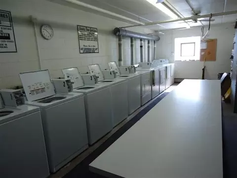 835 Pearson St #209, Des Plaines, IL 60016 photo 3