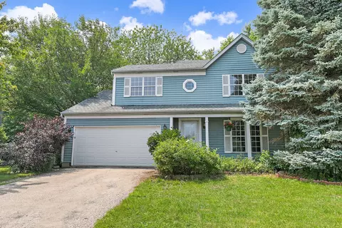 934 Carriage Ct, Lake Villa, IL 60046
