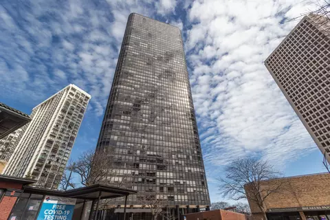 5415 N Sheridan Rd #2905, Chicago, IL 60640