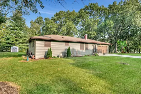 105 Dakota Dr, Loda, IL 60948
