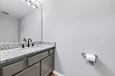 7600 Locust Ln, Plainfield, IL 60586 photo 9