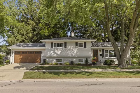656 Fairview Ave, Glen Ellyn, IL 60137
