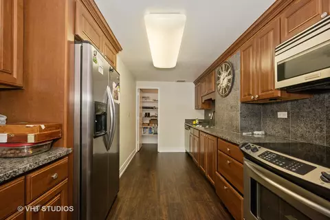 175 E Delaware Pl #4501, Chicago, IL 60611 photo 9