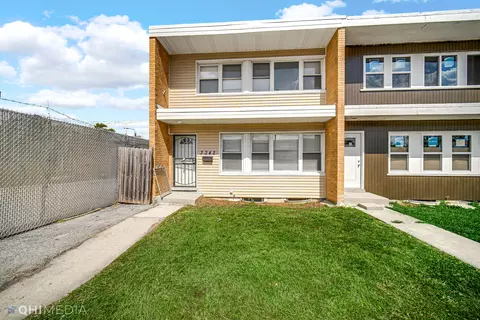 3342 W 79th St, Chicago, IL 60652