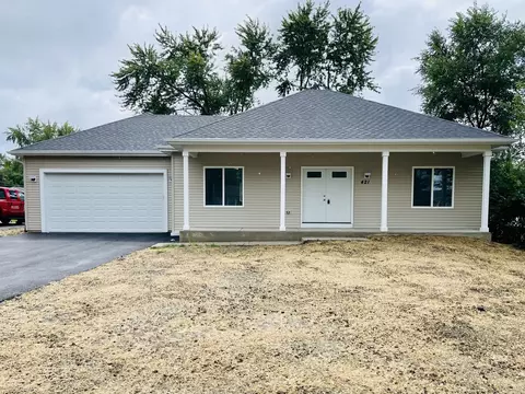 421 Sherwood Dr, Aurora, IL 60504