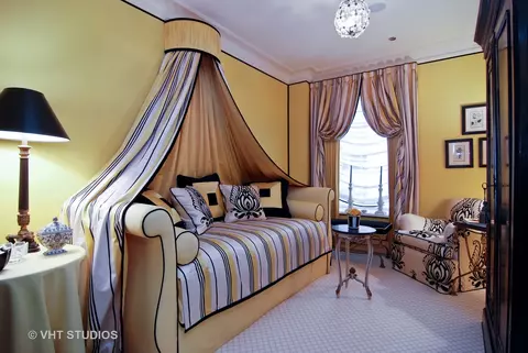 Bedroom - 159 E Walton Pl #7D, Chicago, IL 60611 photo 4 of 4