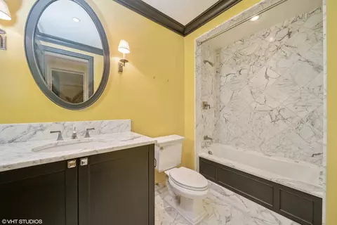 Bath - 159 E Walton Pl #7D, Chicago, IL 60611 photo 5 of 7