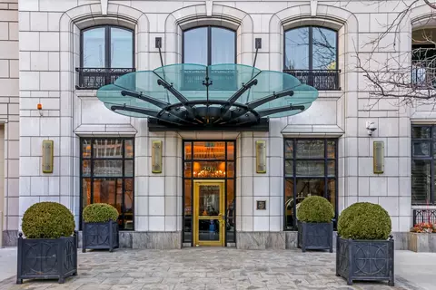 840 N Lake Shore Dr #1302, Chicago, IL 60611