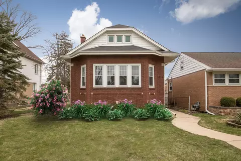 1719 S Fairview Ave, Park Ridge, IL 60068