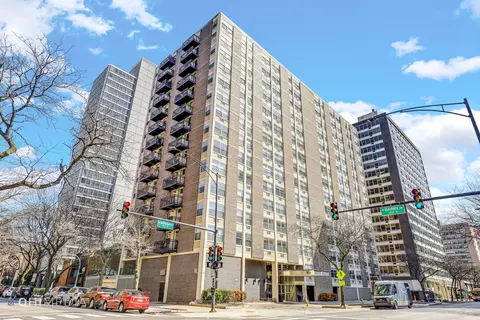 3033 N Sheridan Rd #1110, Chicago, IL 60657