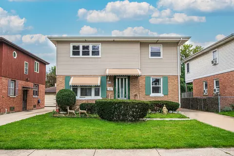 9513 Addison St, Franklin Park, IL 60131