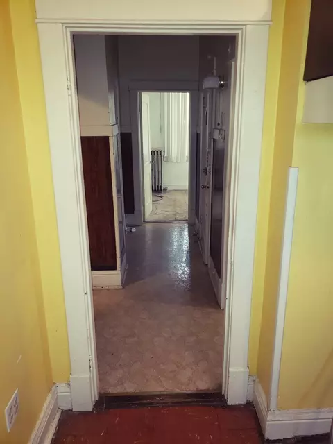 Entry Way - 602 E 92nd St, Chicago, IL 60619 photo 5 of 7