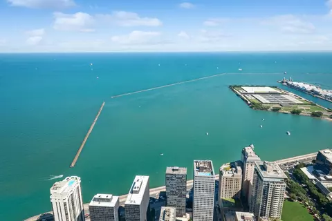 175 E Delaware Pl #7906, Chicago, IL 60611 photo 13