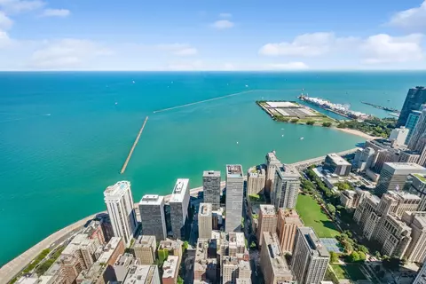 175 E Delaware Pl #7906, Chicago, IL 60611 photo 14