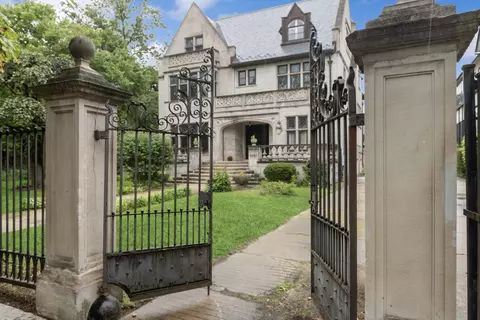 4840 S Greenwood Ave, Chicago, IL 60615