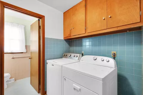 1204 Devonshire Dr, Champaign, IL 61821 photo 28