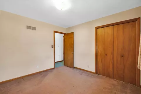 1204 Devonshire Dr, Champaign, IL 61821 photo 27