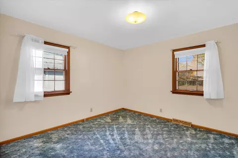 1204 Devonshire Dr, Champaign, IL 61821 photo 24