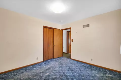 1204 Devonshire Dr, Champaign, IL 61821 photo 25