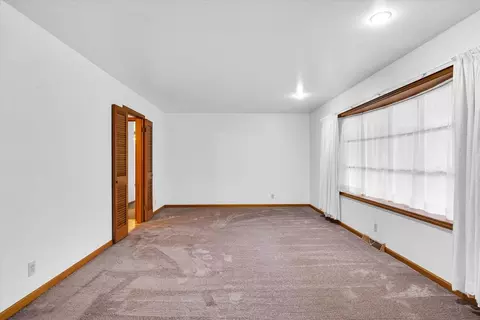 1204 Devonshire Dr, Champaign, IL 61821 photo 8