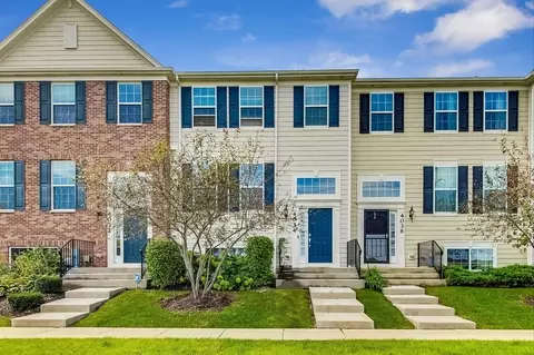 4034 Pompton Ct, Elgin, IL 60124