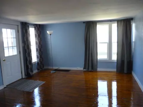 218 E Central St, Princeton, IL 61356 photo 8