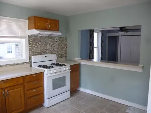 218 E Central St, Princeton, IL 61356 photo 19