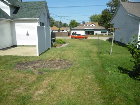 218 E Central St, Princeton, IL 61356 photo 7