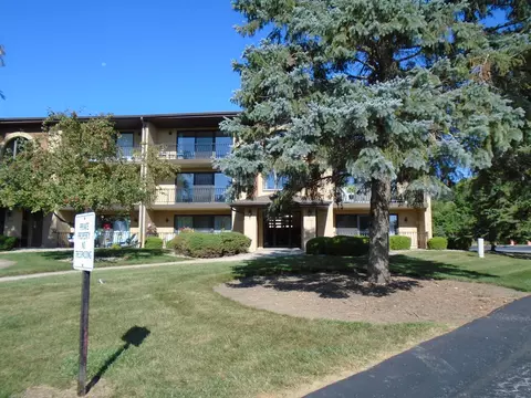 15110 Evergreen Dr #2C, Orland Park, IL 60462