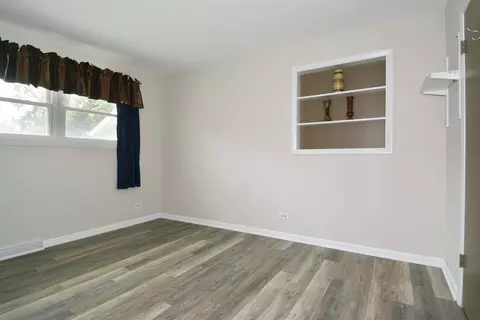 3803 Wren Ln, Rolling Meadows, IL 60008 photo 9