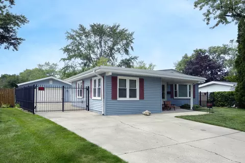 3803 Wren Ln, Rolling Meadows, IL 60008