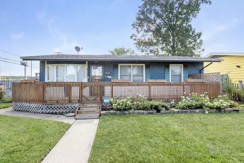 14719 S Whipple St, Posen, IL 60469
