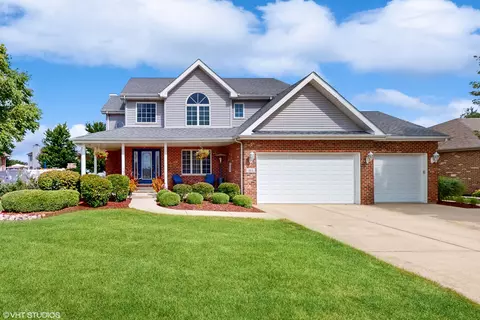 1113 Fawn Cir, Manteno, IL 60950