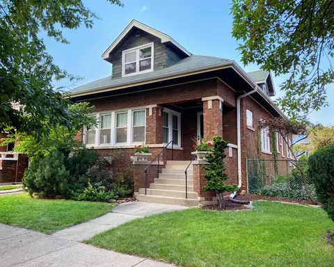 5438 W Wilson Ave, Chicago, IL 60630