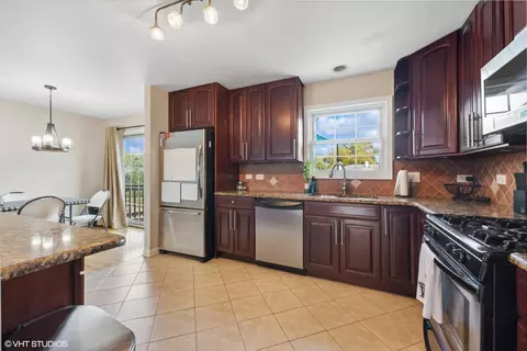 65 S Mill Rd, Addison, IL 60101 photo 5