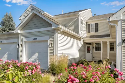 2350 Sheehan Dr, Naperville, IL 60564 photo 2