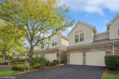 6151 Wingate Dr, Lisle, IL 60532