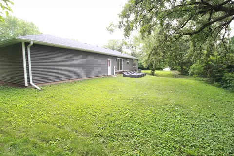 30 E Lyncliff Dr, Oswego, IL 60543 photo 4