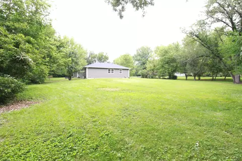 30 E Lyncliff Dr, Oswego, IL 60543 photo 5