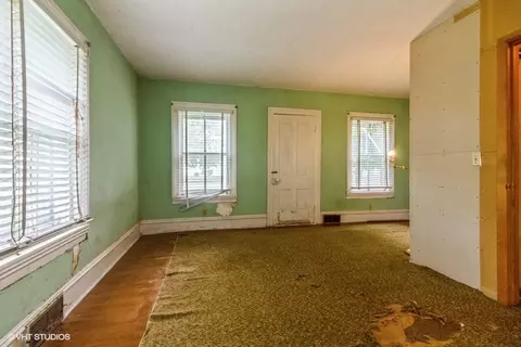 401 E Park St, Harvard, IL 60033 photo 10