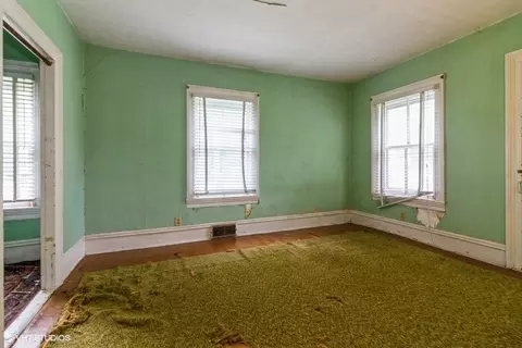 401 E Park St, Harvard, IL 60033 photo 9