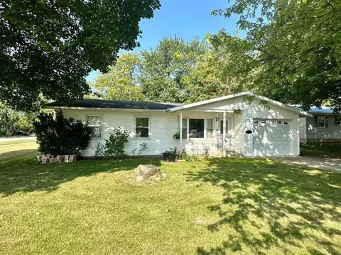 509 S Union St, Dwight, IL 60420 photo 2